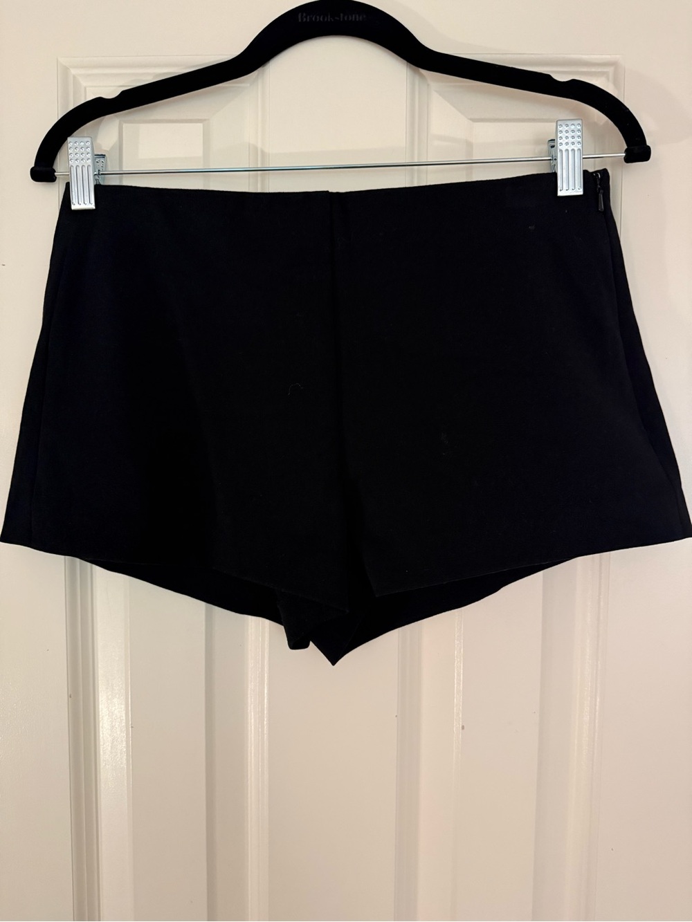 Abercrombie & Fitch Black Low Rise Micro Shorts Size 27R